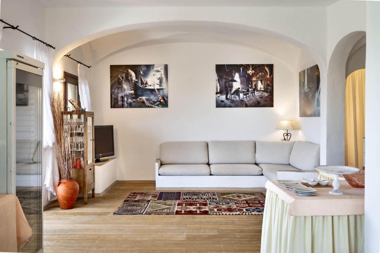 Iconic Luxury Suites Abbiadori Esterno foto