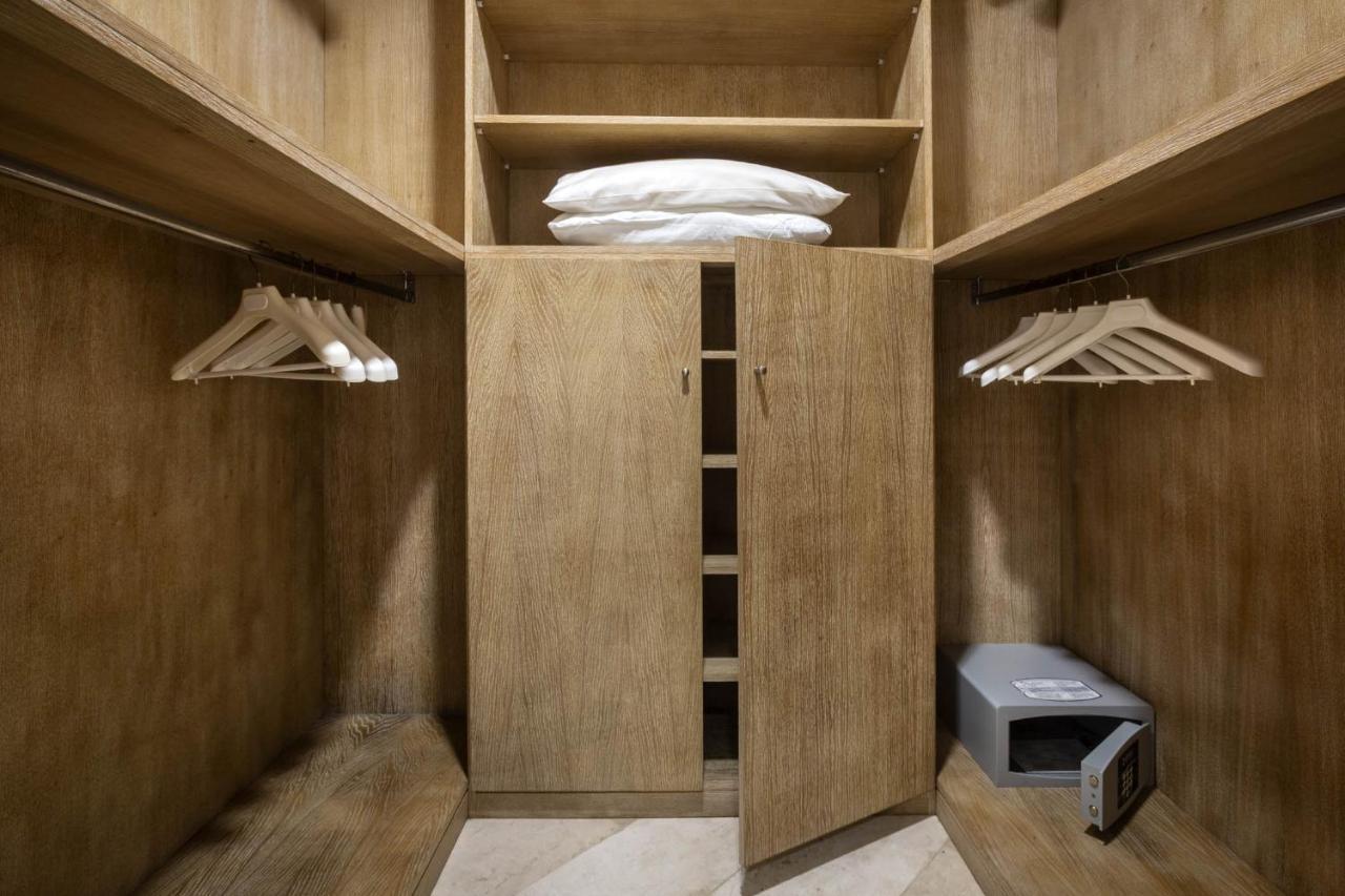 Iconic Luxury Suites Abbiadori Esterno foto